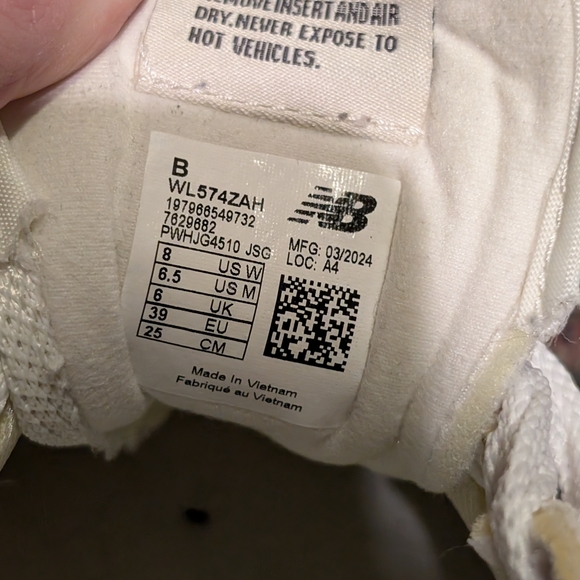 New Balance Women's 574 Platform - Picture 3 of 6